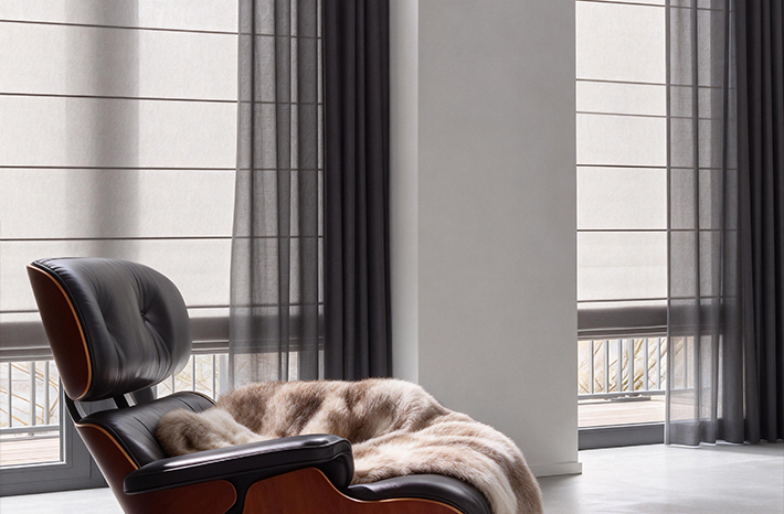 Tape Roman Blind